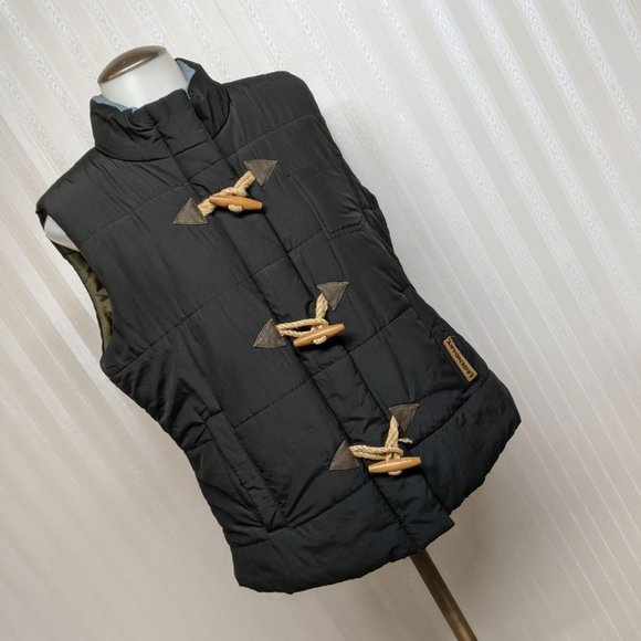 Legendary Whitetails Jackets & Blazers - Legendary Whitetails Quilted Vest Wood Toggles M